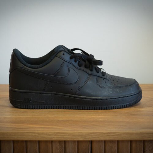 air force one triple black