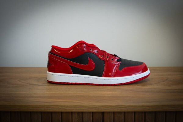 retro 1 low patent bred jordan 1 low SE patent